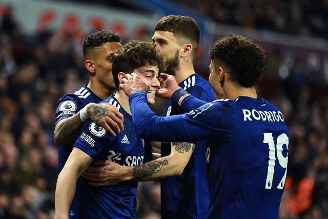 勇士主场力克雄鹿，库里轰31分领衔多点开花压制对手