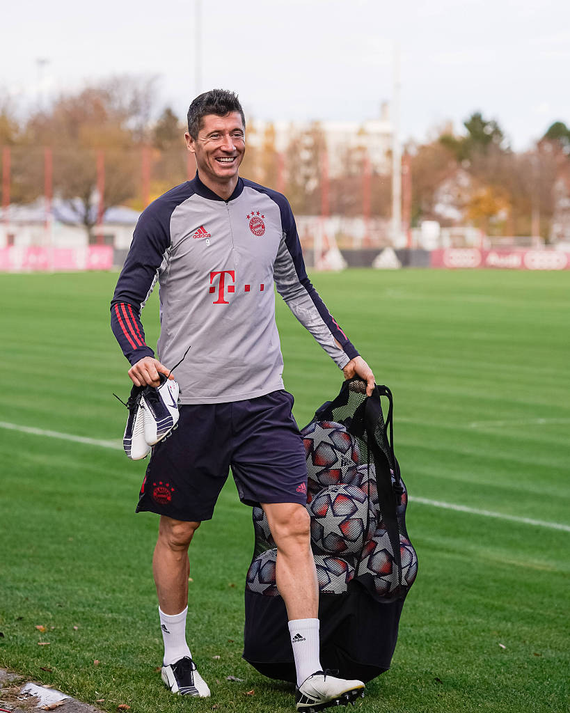 [NBA]布克三分准绝杀领衔1月5日十佳球