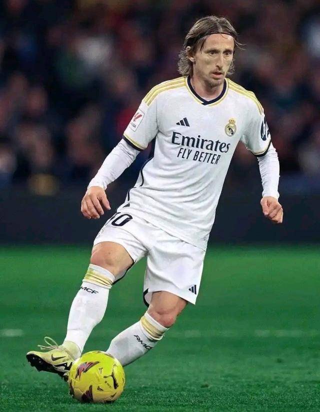 定位球定乾坤 诺丁汉森林逆转取胜