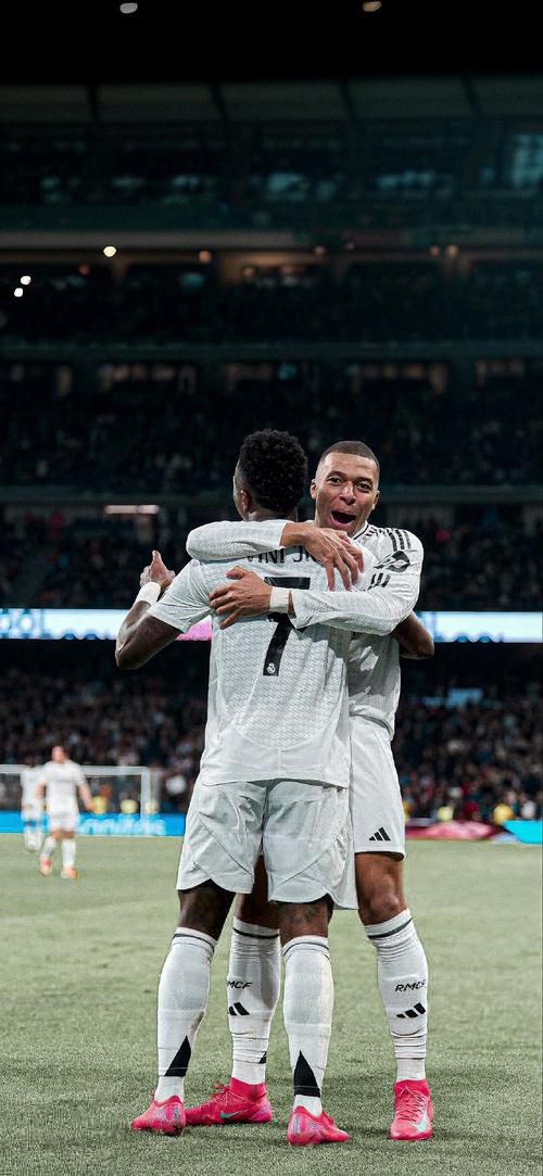 [NBA]大爆冷！卫冕冠军倒下，NBA格局改变，总冠军又有悬念了